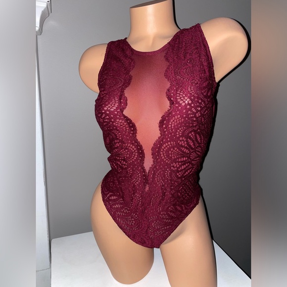 Lace & Mesh Bodysuit Small - Picture 1 of 5